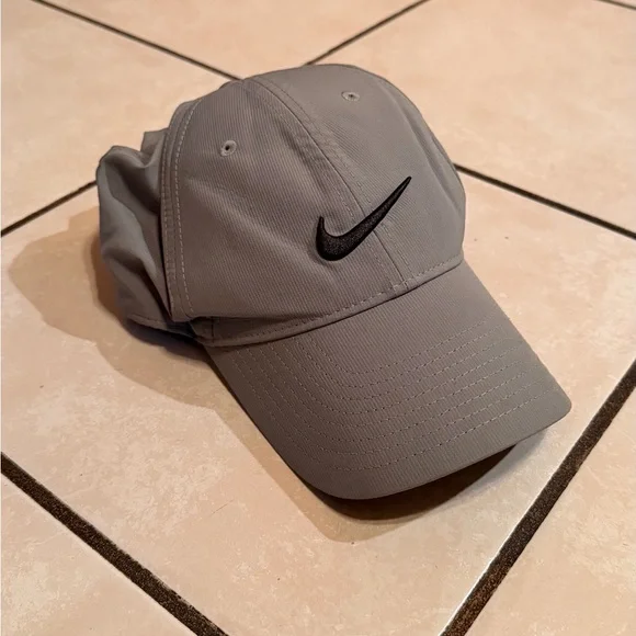 Green Dri-Fit Cap - Picture 1 of 5